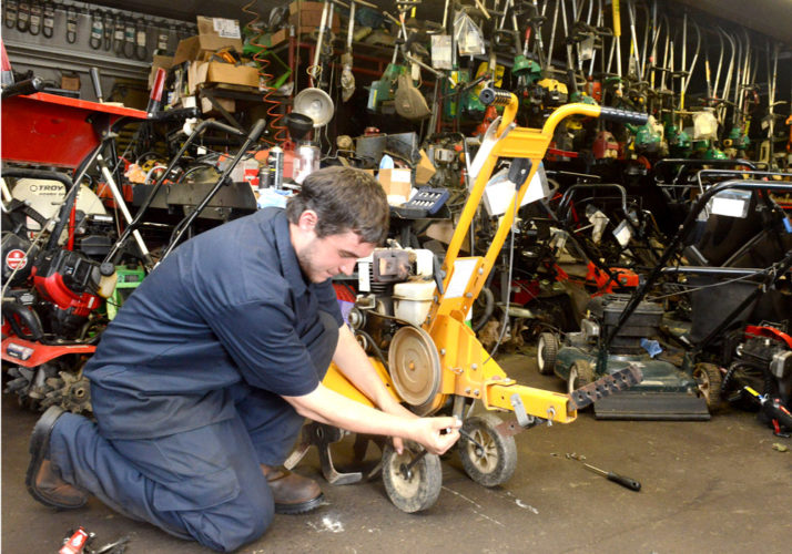 Small engines, big business News, Sports, Jobs Altoona Mirror